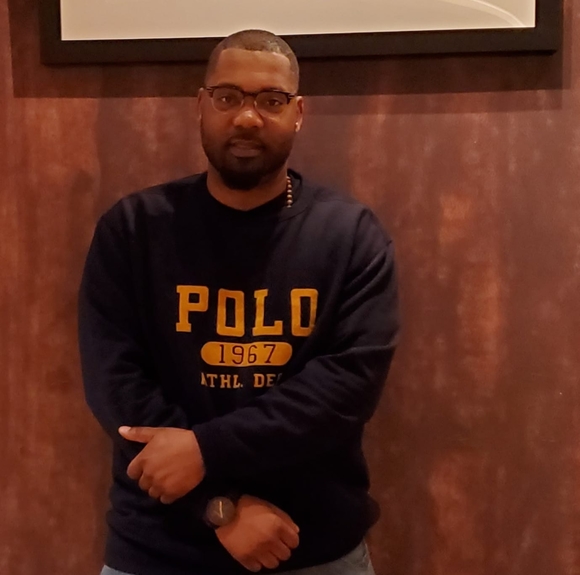 Meet your Posher, David - Picture 1 of 1